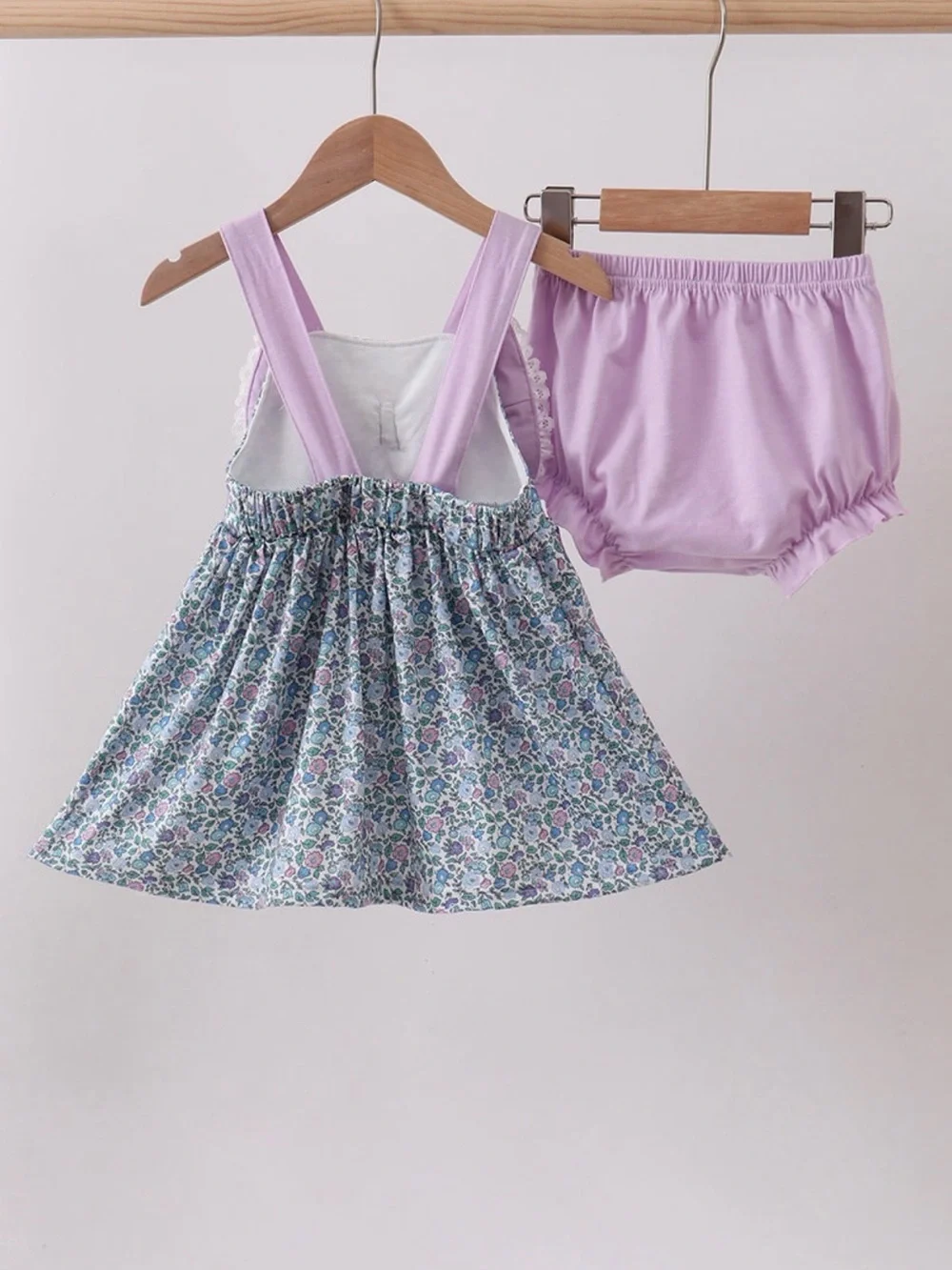 Abby & Evie cute lilac